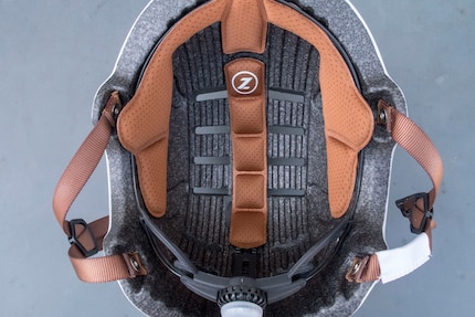 Bel design anche all'interno del Lazer Sport Armor 2.0