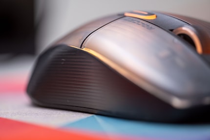 Les rainures sur le côté assurent l'adhérence.