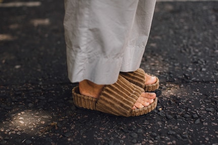 Des slip-on.