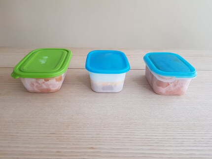 Je ne sais plus ce qu'il y a exactement dans le Tupperware.