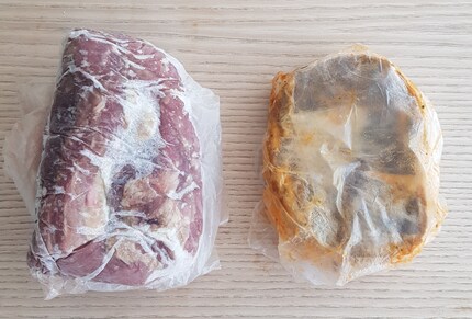 La viande est-elle encore vivante ou l'est-elle de nouveau ? Je préfère ne pas le savoir. Elle atterrit direct dans la poubelle.