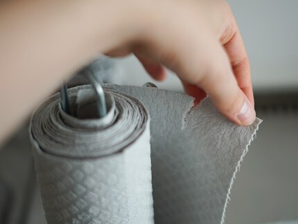 When ripping off a new sheet, I need to be careful not to rip the wipe.