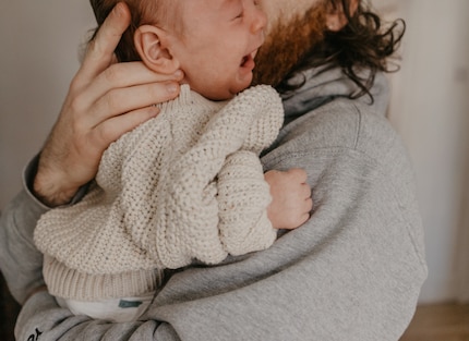 Una storia infinita: non appena metti il bambino nella culla, si sveglia e inizia a piangere.