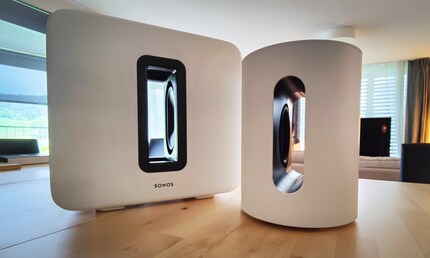 Piccolo? No. Più piccolo. Ok. Sono d'accordo con quest'ultima descrizione del Sonos Mini Sub.