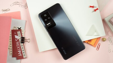 Ich finde, das Poco F4 macht einen edlen Eindruck – solange Ihr keine Fingerabdrücke hinterlasst. / © NextPit