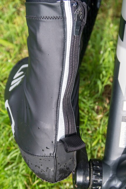 Cerniera sul retro...