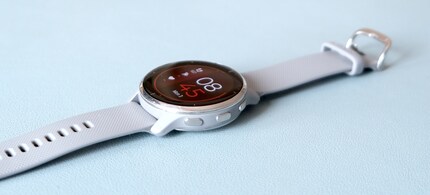 Ho ricevuto il mio Garmin di prova in grigio, che alla lunga risulta un po' spento.