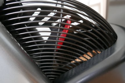 Il cuore pulsante dietro le sbarre: la ventola dell’Assault Rower Elite.