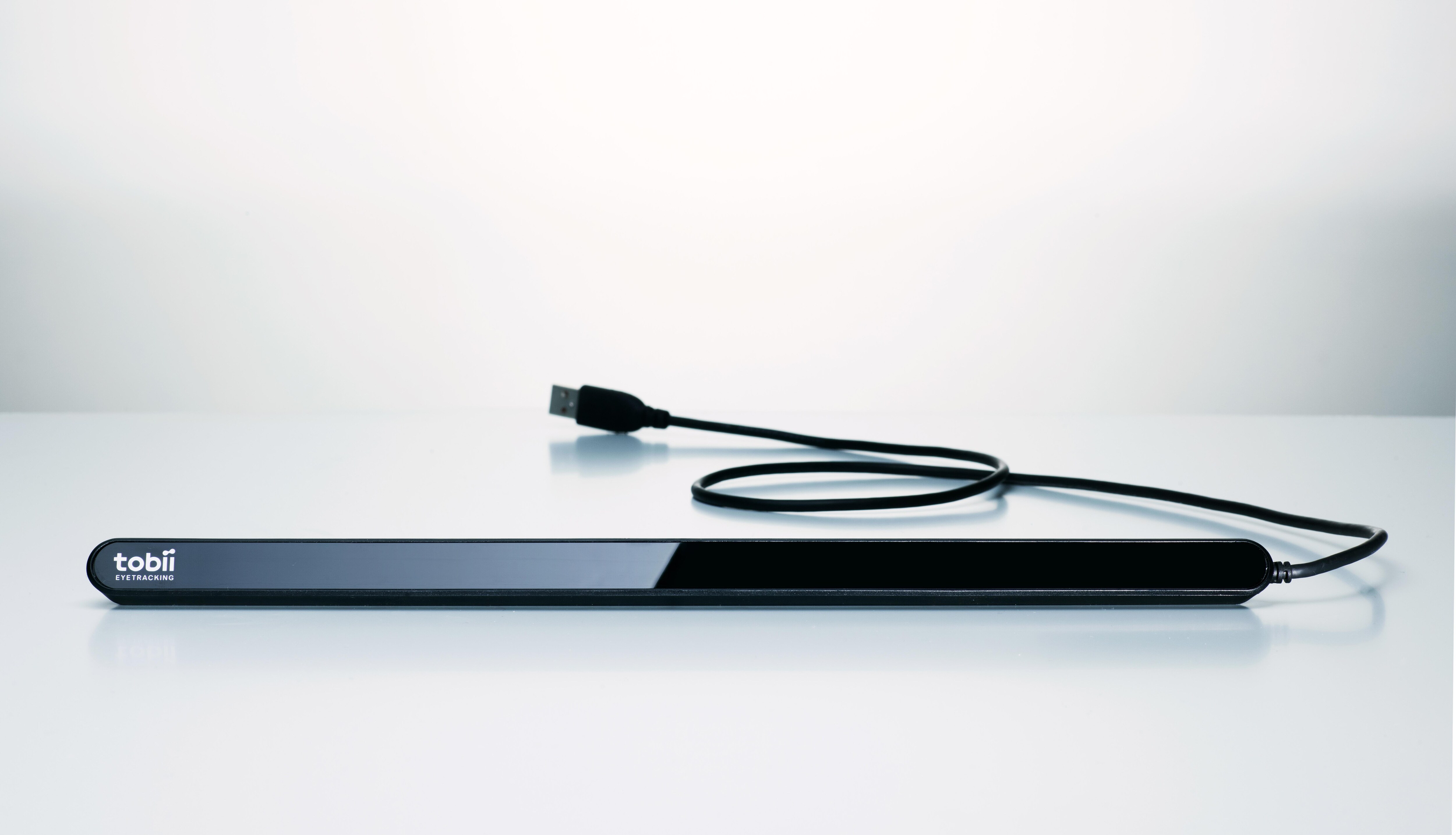 Tobii Eye Tracker: controlling games with your eyes? Is it