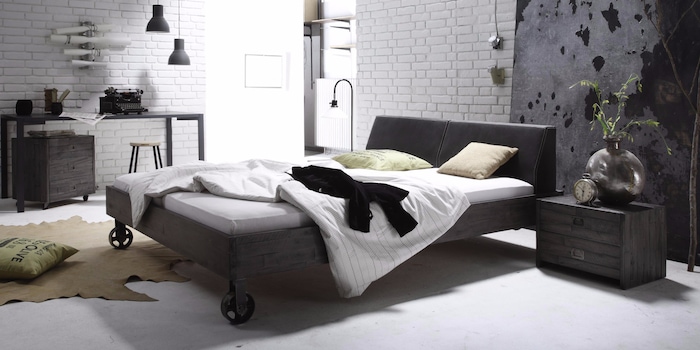 Letto "Fabbricazione" con tocco industriale di LAS DOS LUNAS. Letto "Fabbricazione" con tocco industriale di LAS DOS LUNAS.