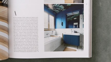 This vanity mirror keeps surfaces clear and attracts attention.