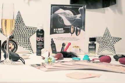 Prosecco and sex: these wanton displays are part and parcel of sex toy parties.