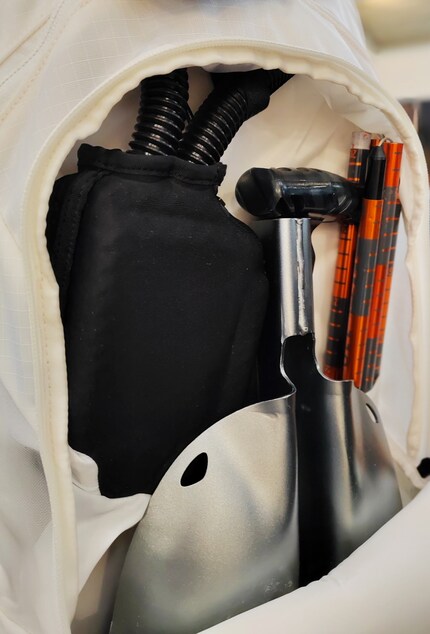 Die Steuereinheit des Safeback SBX hat in etwa die Grösse einer Powerbank.