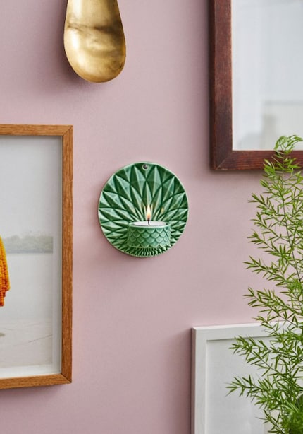 Teelichthalter «Pipanella» wirft einen schönen Schimmer an die Wand.