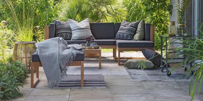 Jetzt fehlen nur noch die tropischen Temperaturen: Modulare Lounge «New York» von Giardimo. Jetzt fehlen nur noch die tropischen Temperaturen: Modulare Lounge «New York» von Giardimo.