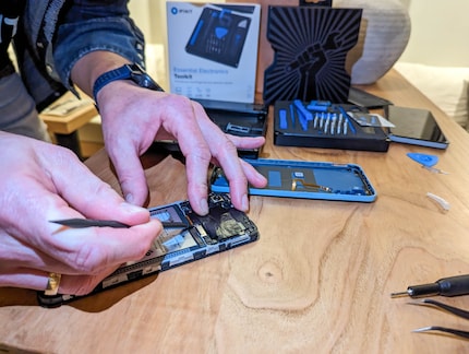 Le remplacement de la batterie est possible à la maison avec un peu de doigté.