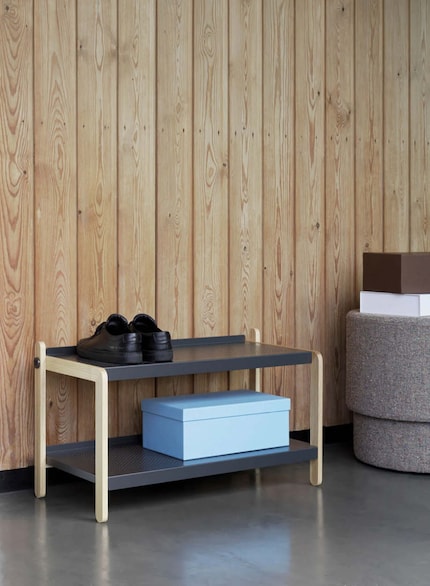 Dimensions: 34 × 76 × 42 cm | Material: ash, steel | Photo: Hübsch