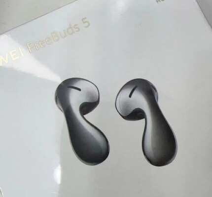 The leaked buds with an unusual design.