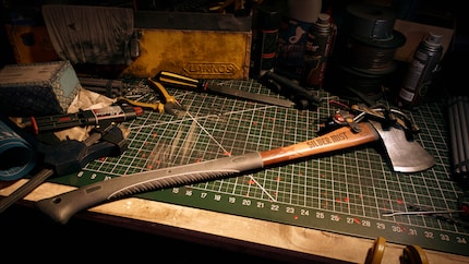 An der Werkbank können Waffen repariert und verbessert werden.