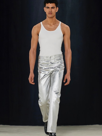 Many metallic looks can also be found in Ferragamo's winter collection '23.