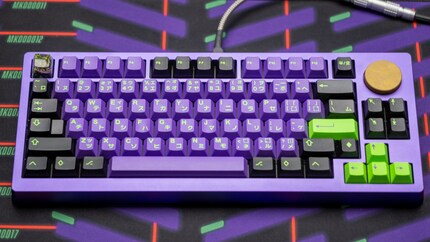 I much prefer the knob on my keyboard with the patina.