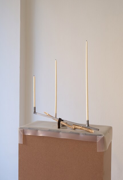 Die Möbeldesignerin sieht in zerbrechlichen Gesten Poesie.