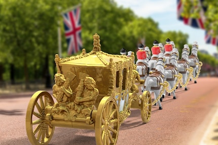 Rückenprobleme: König Charles wird nur die Rückfahrt von der Westminster Abbey zum Palast mit der uralten Gold-Kutsche bestreiten.