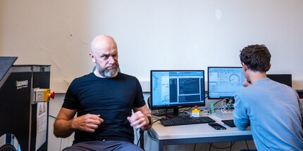 Aspetta...cosa? Cerco di seguire le spiegazioni di Claudio sul prototipo.