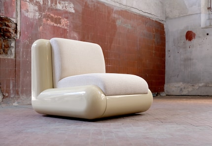 Colourful and maximalist: «T14» by Uma Objects.