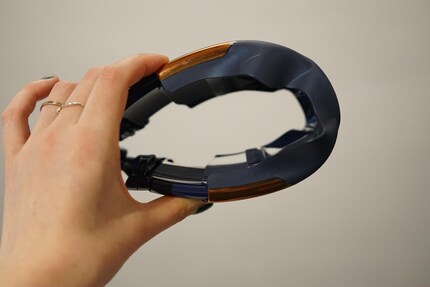 E può essere ripiegata al centro.