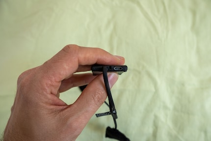 Waarom, o waarom moet het een micro USB hebben? Dit soort dingen zou verboden moeten worden.