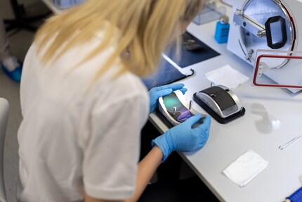 From Wattwil to Mount Everest? With React’s Optray, that’s no problem.