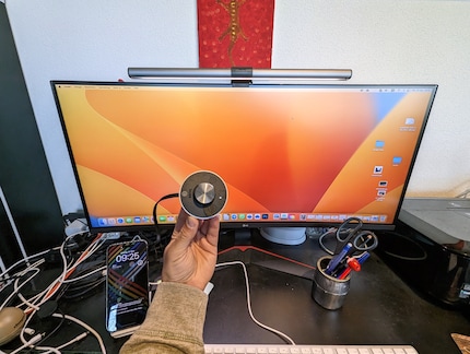 Before: the point of contention – tangled cables at the back left of the image.