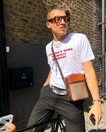 … und Mesh Henry stimmen ihre Crossbody Bags farblich ab.