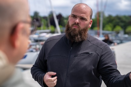 Cédric Schaller è il Directeur Générale responsabile dello spettacolo di droni a Ginevra.