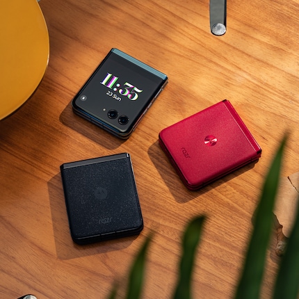 When folded, the outer display takes up almost half of the smartphone.