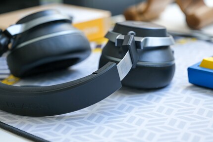 The Stealth Pro’s headband is fully adjustable.