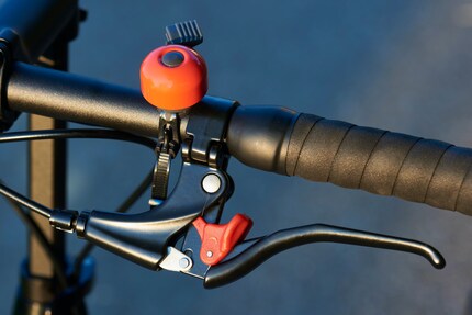 ... and parking brake, two useful features.