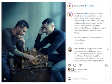 I wonder if these two can really play chess.