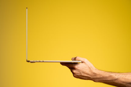 In relation to overall size, the 15-inch MacBook Air looks even thinner than the 13-inch version.