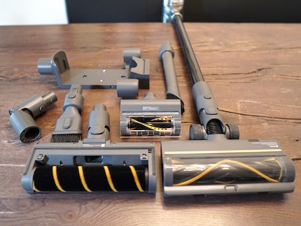 Dreame liefert den R20 mit richtig viel Zubehör aus.