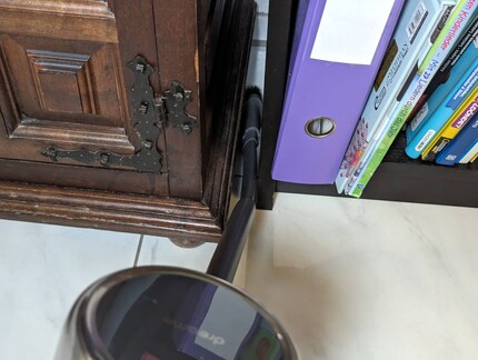 Mit der Düse am Gummi-Zwischenstück komme ich in ultraschmale Lücken.