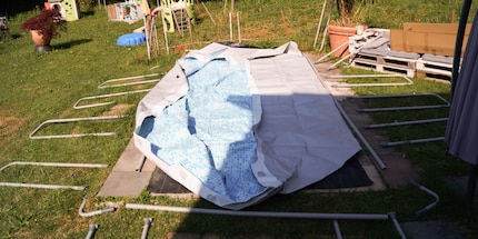 Un plan d’aménagement minutieux aide à monter la piscine.