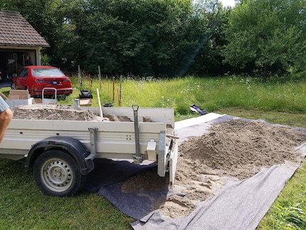 En 2016, nous avons aplani les fondations avec du sable.