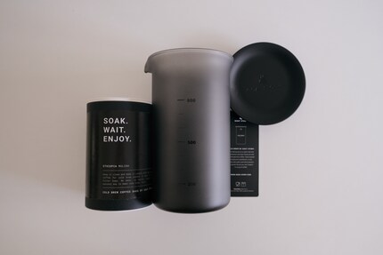 Das alte Cold Brew Kit bestand aus einer Karaffe ...