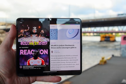 Gleichzeitig Videos schauen und Artikel lesen.