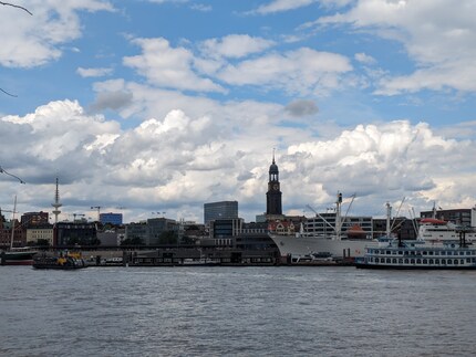 Der zweifache Zoom bringt mir die andere Elbseite näher.