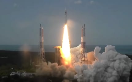 Die indische Sonde Chandrayaan-3 hob am 14. Juli mit einer LVM3-Rakete ab.