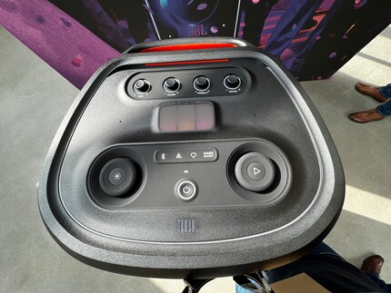 The control panel even features DJ sounds.