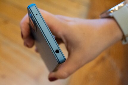 The tried-and-tested headphone connection is included.